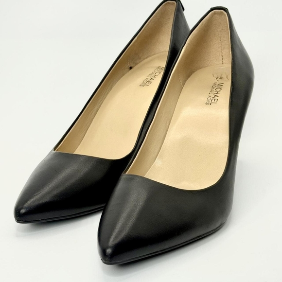 Michael Kors Women's Black Leather Pointed Toe Heels - Picture 1 of 8